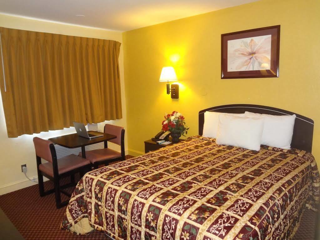 Americas Best Value Inn - Goldsboro Εξωτερικό φωτογραφία